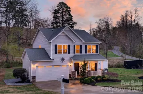 1002 Wellington Ne Ct NE, Lenoir, NC 28645