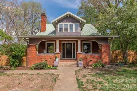 12 Oteen Church Rd, Asheville, NC 28805