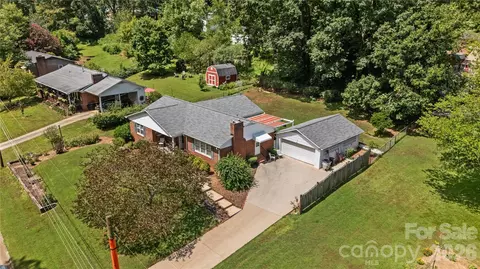 308 Taubrook Nw Pl NW, Lenoir, NC 28645