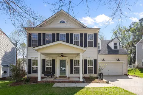 7811 Antique Cir, Waxhaw, NC 28173