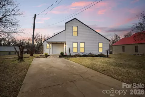 Concord Street, Morganton, NC 28655