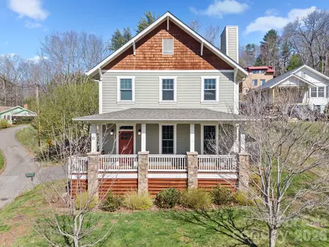 13 North St, Asheville, NC 28801