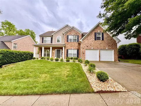 10031 Glenburn Ln, Charlotte, NC 28278