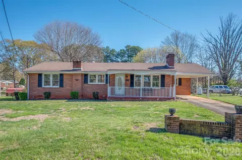 148 Westhaven St, Forest City, NC 28043