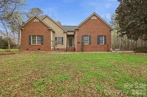 7594 Church Rd, Taylorsville, NC 28681