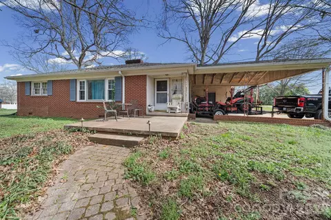 508 Washburn Switch Rd, Shelby, NC 28150