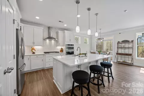 154 Cotton Field Dr, Statesville, NC 28677