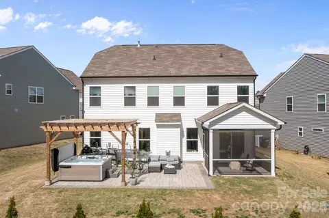 154 Cotton Field Dr, Statesville, NC 28677