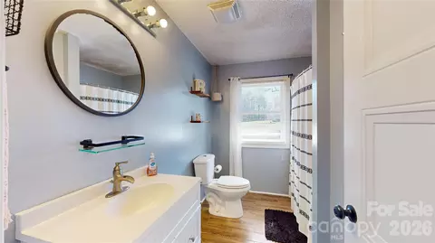 Bath - 2992 Greenleaf Rd, Clover, SC 29710 photo 1 of 1