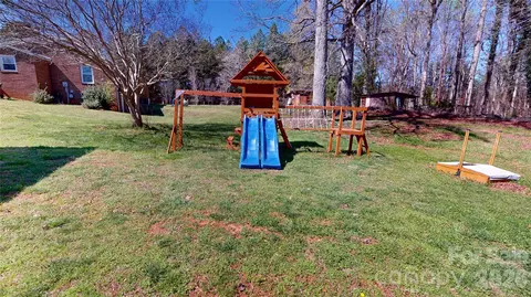 Exterior - 2992 Greenleaf Rd, Clover, SC 29710 photo 3 of 6