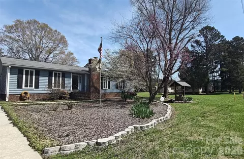 120 Greenway Dr, Salisbury, NC 28144