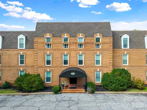 300 N Fulton 24 St #24, Salisbury, NC 28144