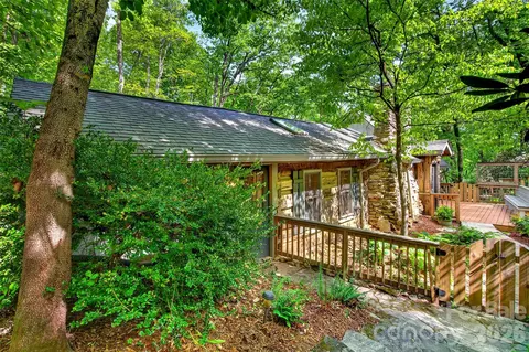 102 Frist Rd, Montreat, NC 28757