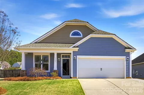 3157 Delaware Dr, Denver, NC 28037