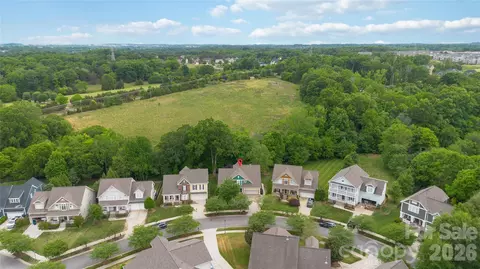 10719 Waycross Dr, Huntersville, NC 28078