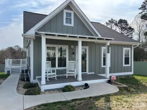 278 Right Prong Rd, Ellenboro, NC 28040