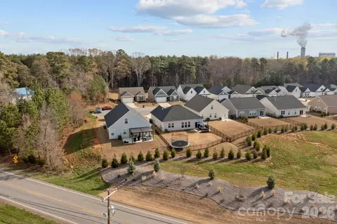 View/Area - 8147 Mccormick St, Terrell, NC 28682 photo 7 of 8