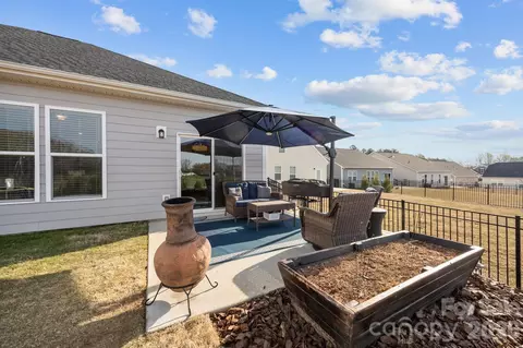 Exterior - 8147 Mccormick St, Terrell, NC 28682 photo 2 of 2