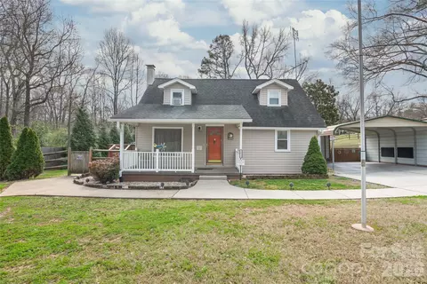 1411 Hensley E Rd E, Fort Mill, SC 29715