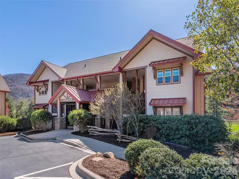 1560 Country Club A301 Dr #A301, Maggie Valley, NC 28751