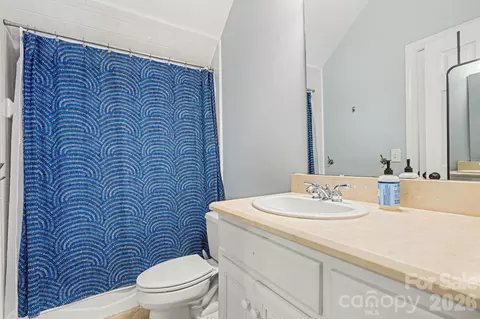 Bath - 7609 Windaliere Dr, Cornelius, NC 28031 photo 7 of 7