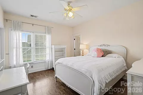 Bedroom - 7609 Windaliere Dr, Cornelius, NC 28031 photo 5 of 7