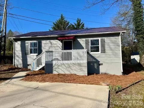 201 Brookdale Nw Pl NW, Lenoir, NC 28645