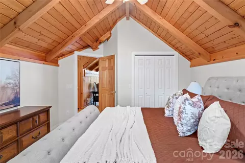 Bedroom - 197 Fairview Dr, Traphill, NC 28685 photo 5 of 6