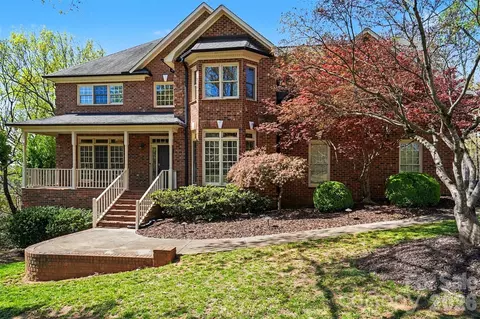 9800 Moody Ct, Harrisburg, NC 28075