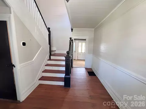 Entry Way - 202 E Central Ave, Catawba, NC 28609 photo 1 of 1