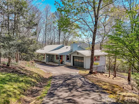 177 Laurel Ln, Otto, NC 28763
