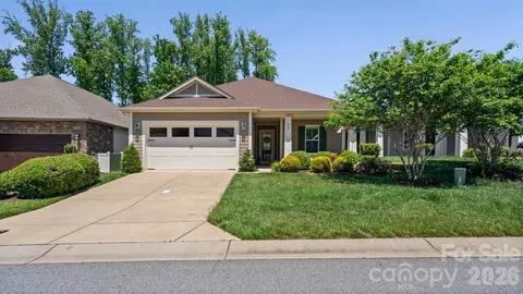 439 Granite Lake Ct, Denver, NC 28037