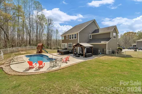 3729 Methodist Church Ln, Waxhaw, NC 28173
