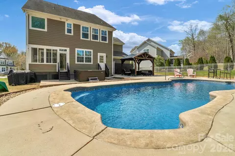 3729 Methodist Church Ln, Waxhaw, NC 28173