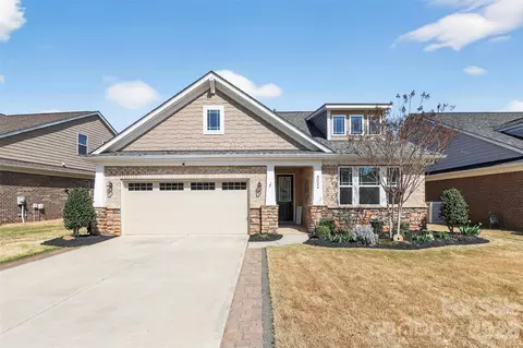 3024 Marchers Trace Dr, Charlotte, NC 28227