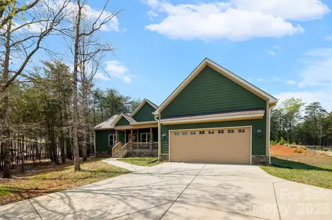 12057 Mariners Cove Ct, Lancaster, SC 29720