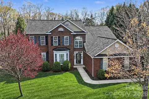 9805 Tompkins Ln, Waxhaw, NC 28173