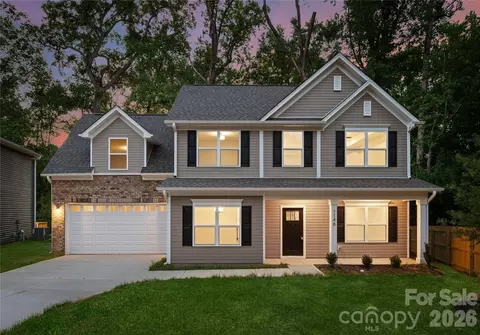 4809 Eleanor Dr, Charlotte, NC 28208