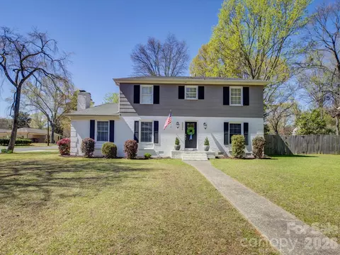 6526 Wheeler Dr, Charlotte, NC 28211