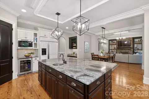 1629 Lookout Cir, Waxhaw, NC 28173