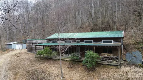 17619 Nc 209 Hwy, Hot Springs, NC 28743