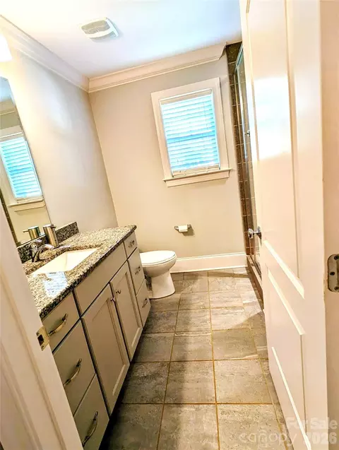Bath - 19934 Walter Henderson Rd, Cornelius, NC 28031 photo 1 of 9