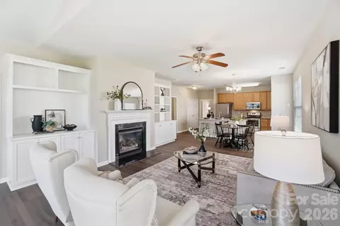 Living - 415 Garnet Ct, Fort Mill, SC 29708 photo 4 of 5