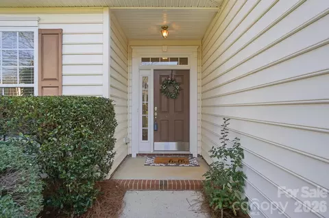 Exterior - 415 Garnet Ct, Fort Mill, SC 29708 photo 1 of 7