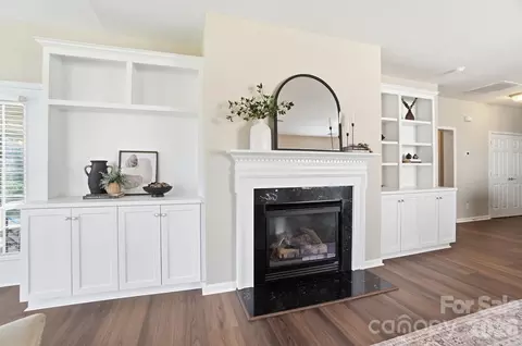 Living - 415 Garnet Ct, Fort Mill, SC 29708 photo 5 of 5