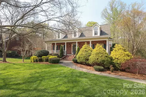 1406 Woodhurst Dr, Rock Hill, SC 29732