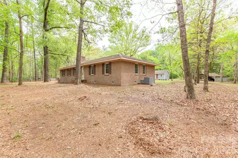 Exterior - 1224 Loop Rd, Hookerton, NC 28538 photo 9 of 9