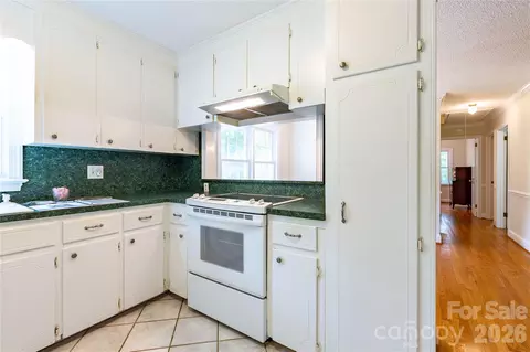 Kitchen - 1224 Loop Rd, Hookerton, NC 28538 photo 2 of 2