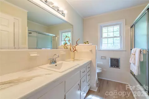 Bath - 1224 Loop Rd, Hookerton, NC 28538 photo 1 of 2
