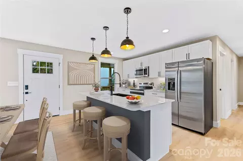 Kitchen - 97 Lee Dotson Rd, Fairview, NC 28730 photo 2 of 5